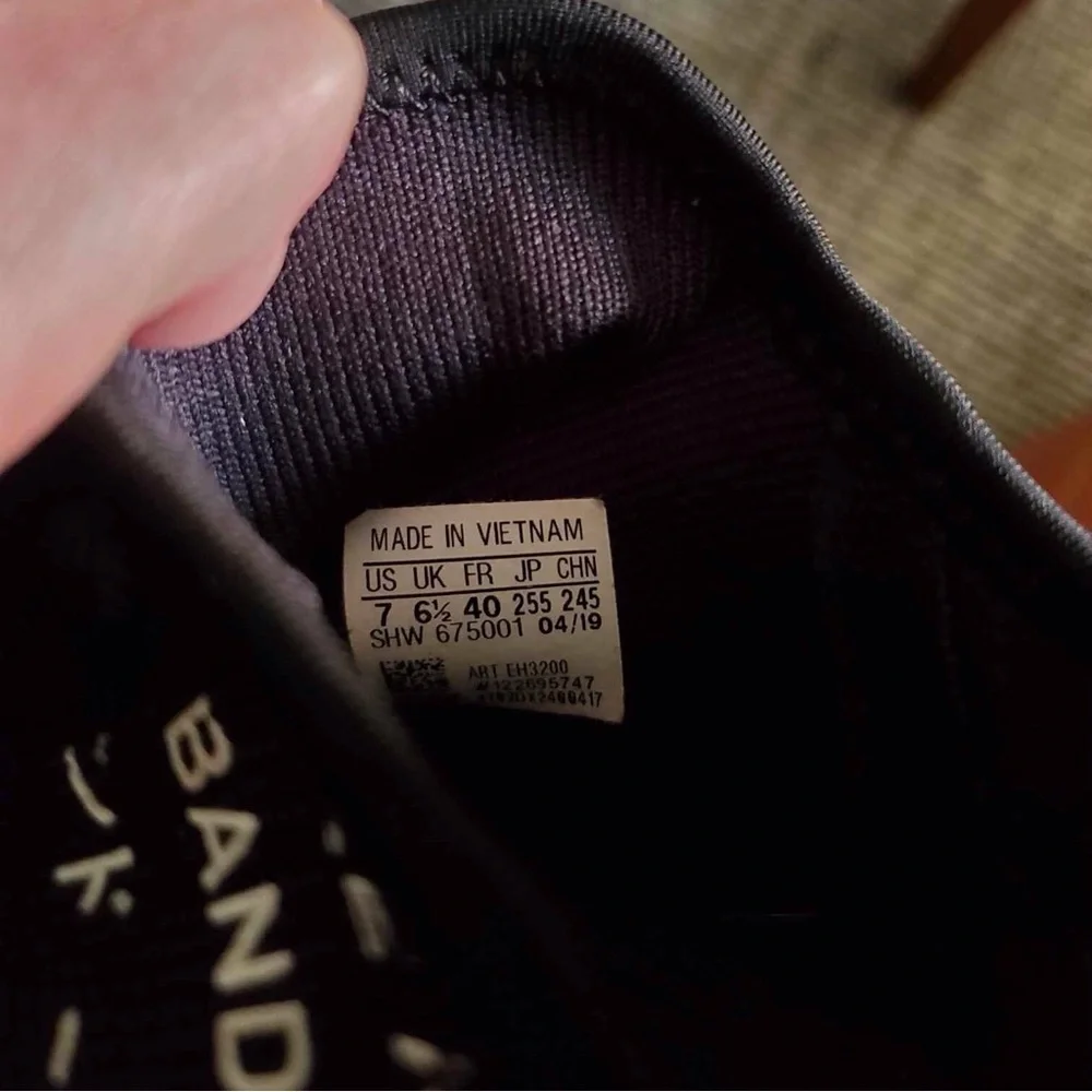 Adidas Berlin NMD R-1 Sneakers Men’s 7 - Picture 7 of 10